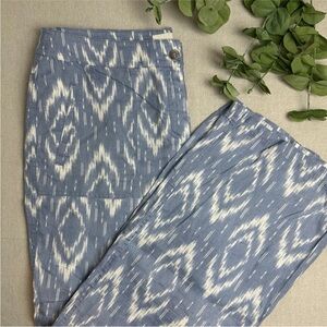 Chico’s 100% Linen Pants Ikat Blue White Boho Coastal Beach Size 1 (M/8)